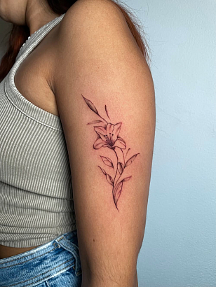 тату с цветком